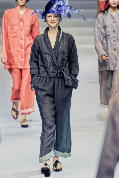 Look 44